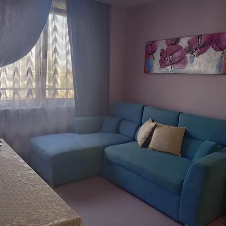 3 Emilia Romana Apartment Ravda